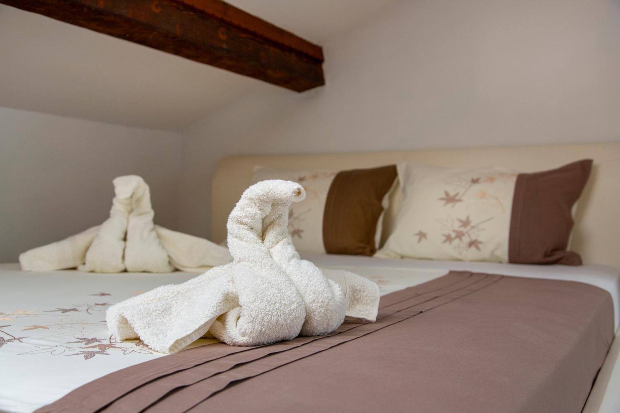 Apartman Viki Stinjan Pula Dış mekan fotoğraf