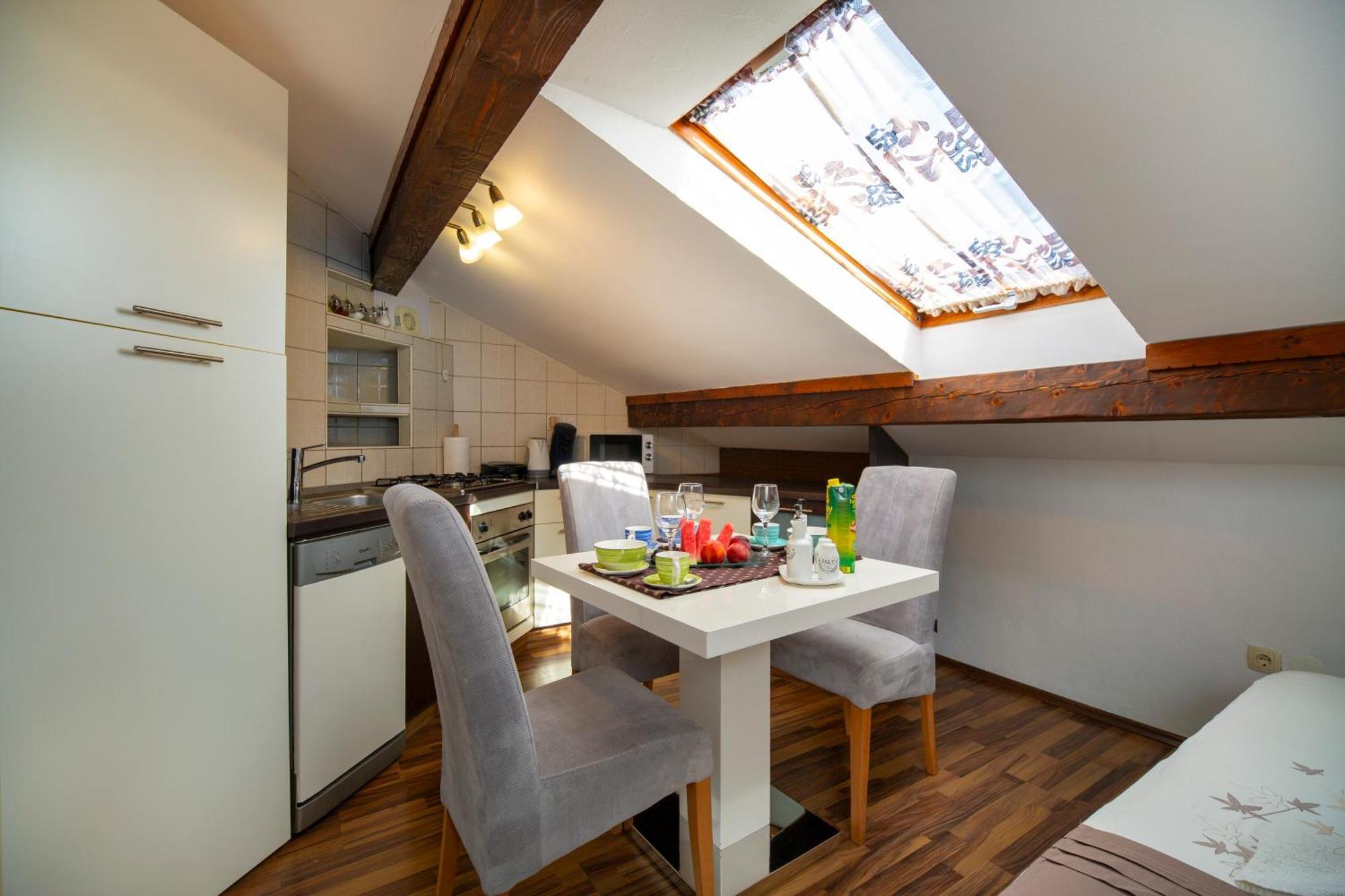 Apartman Viki Stinjan Pula Dış mekan fotoğraf