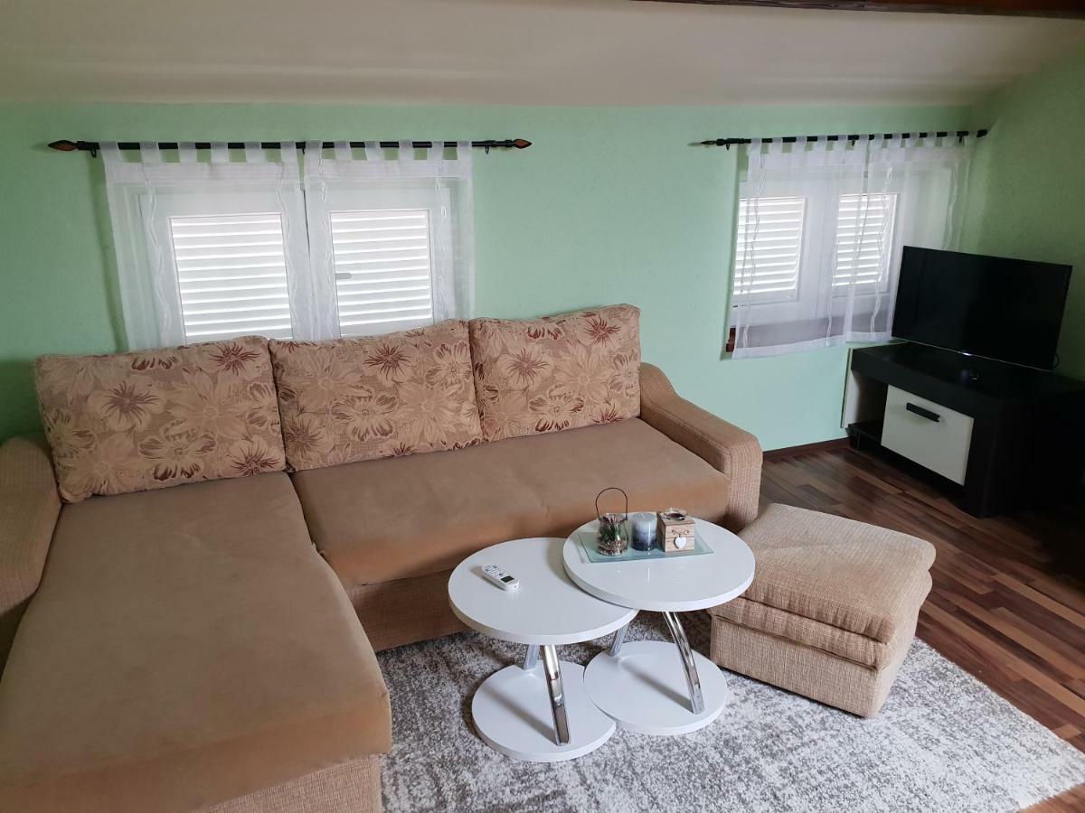 Apartman Viki Stinjan Pula Dış mekan fotoğraf